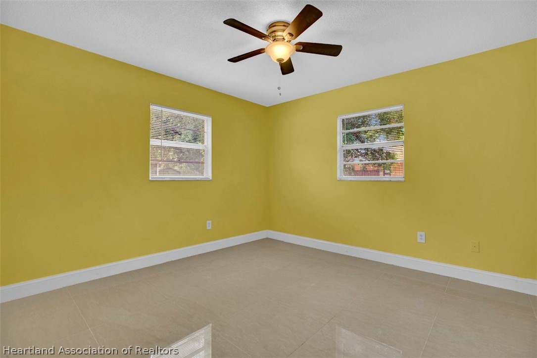 1203 Forest Road Sebring, FL 33872 - Photo 10 of 36 Gallery Image 10