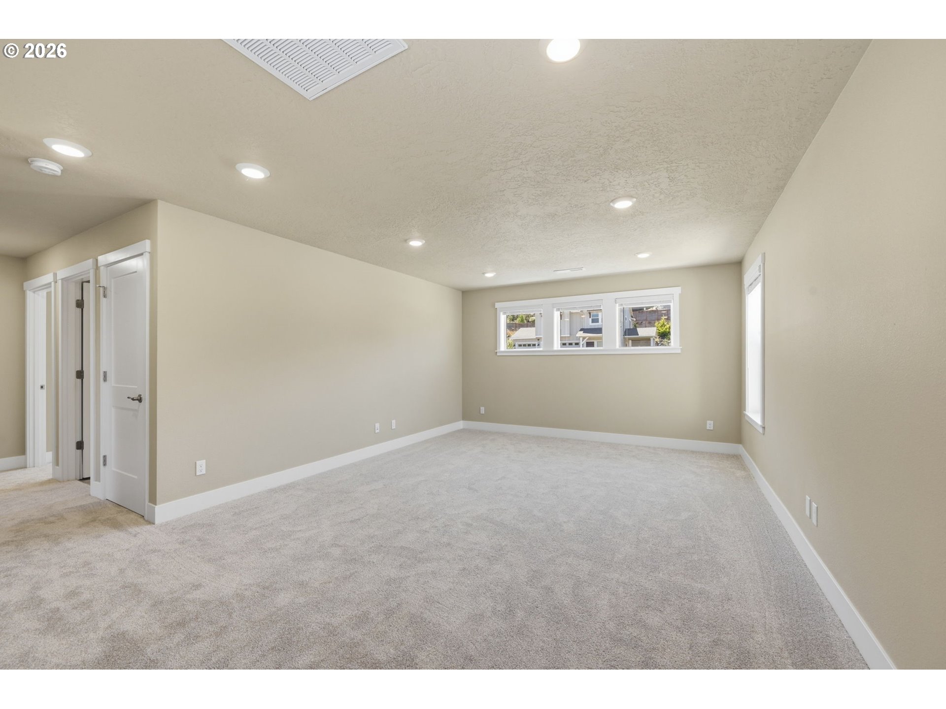 3726 Rockcress Road Eugene, OR 97403 - Photo 24 of 48 Family Room
