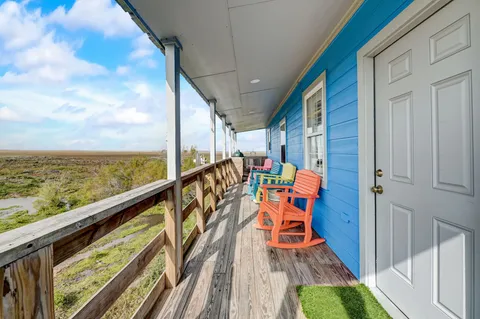 $315,000 | 1321 Melody Lane, Crystal Beach, TX 77650