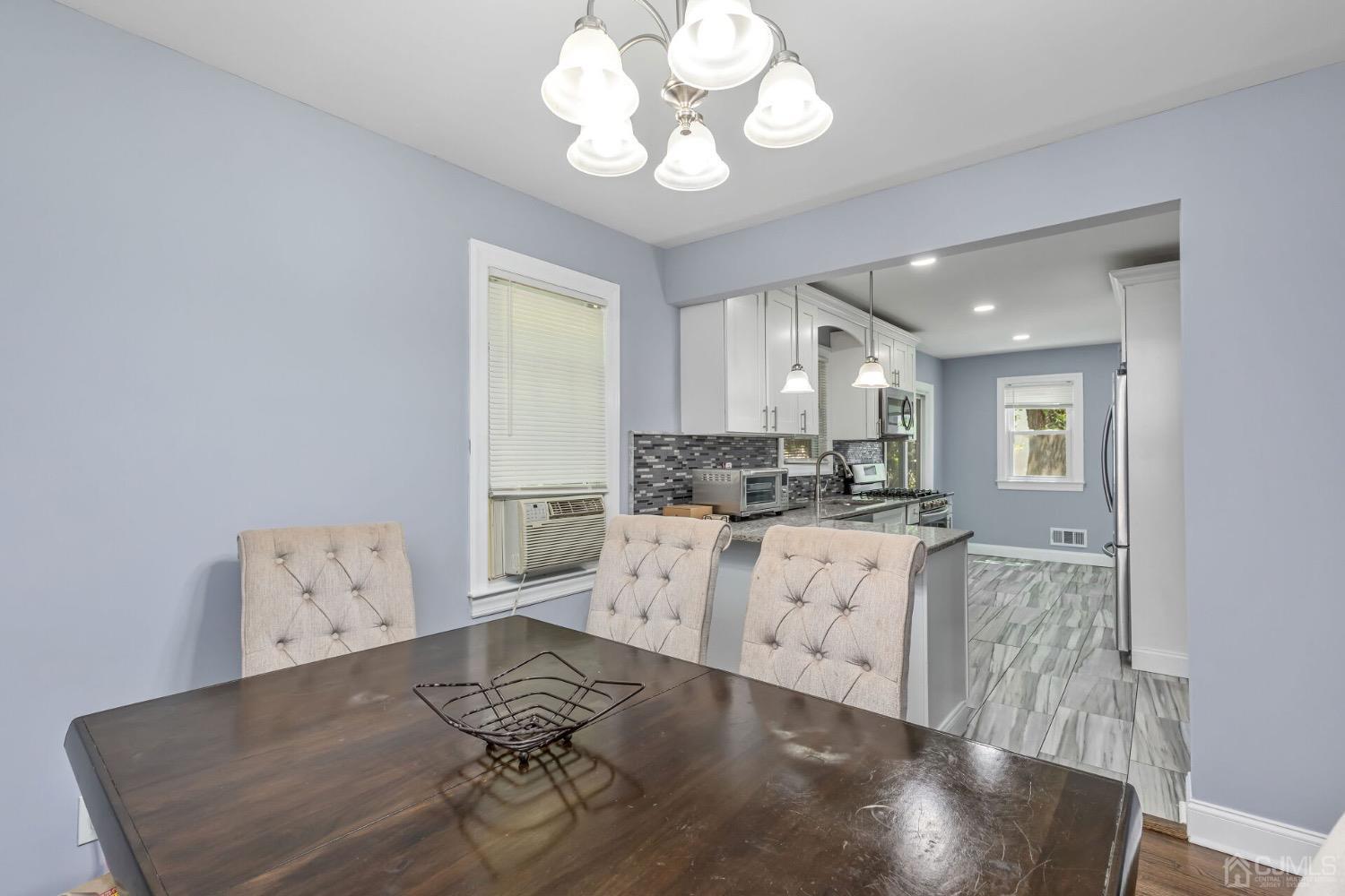 261 New Market Road Dunellen, NJ 08812 - Photo 12 of 27