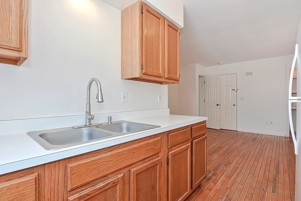 152 Southbridge Road, Unit 1D Warren, MA 01083 - Photo 5 of 20 Gallery Image 5