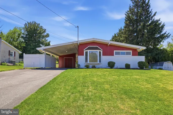 $244,900 | 2060 Sandalwood Court, York, PA 17404