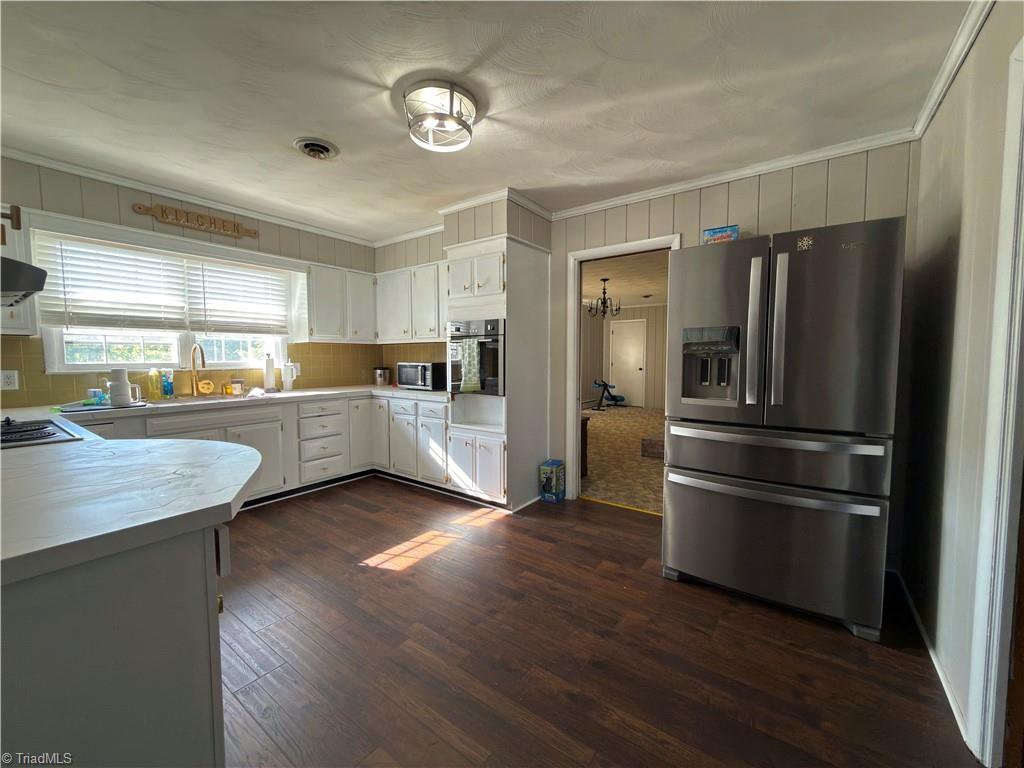 660 Shoals Road Pinnacle, NC 27043 - Photo 12 of 22