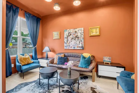 $1,000,000 | 715 28th Avenue North, Nashville, TN 37208
