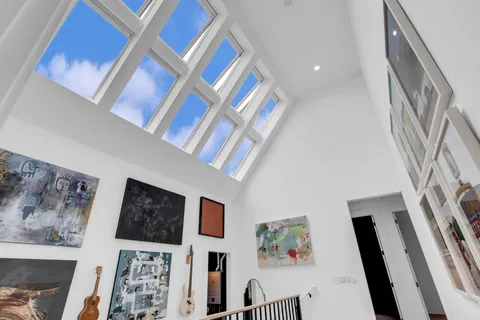 $1,000,000 | 715 28th Avenue North, Nashville, TN 37208