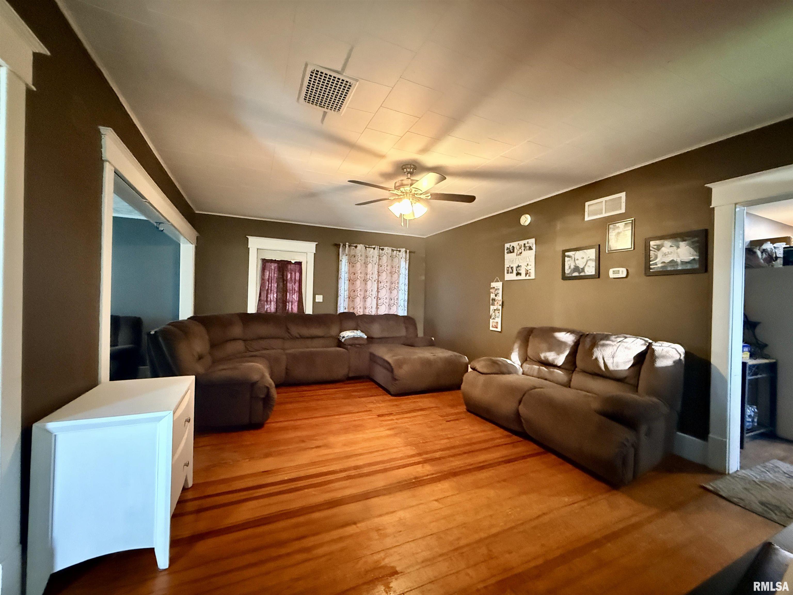 410 West Maple Street Timewell, IL 62375 - Photo 13 of 31