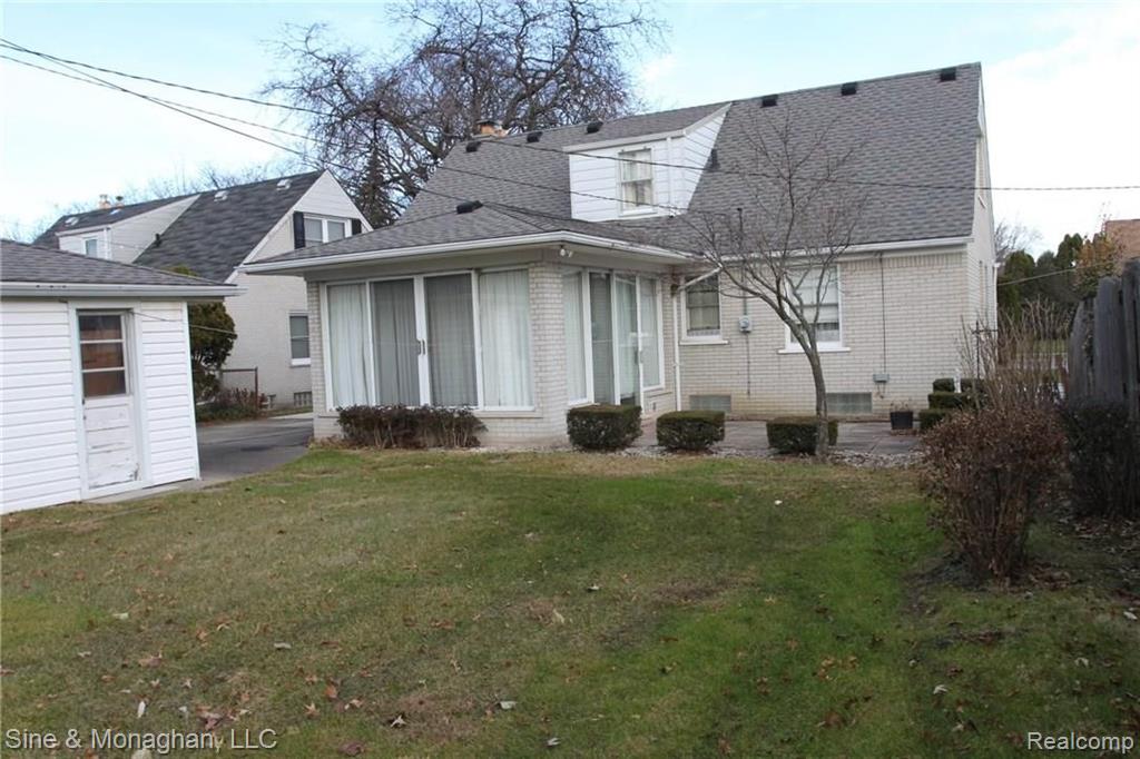 1399 Torrey Road Grosse Pointe Woods, MI 48236 - Photo 27 of 29