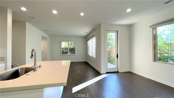$4,400 | 155 Excursion, Irvine, CA 92618