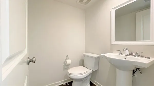 $4,400 | 155 Excursion, Irvine, CA 92618