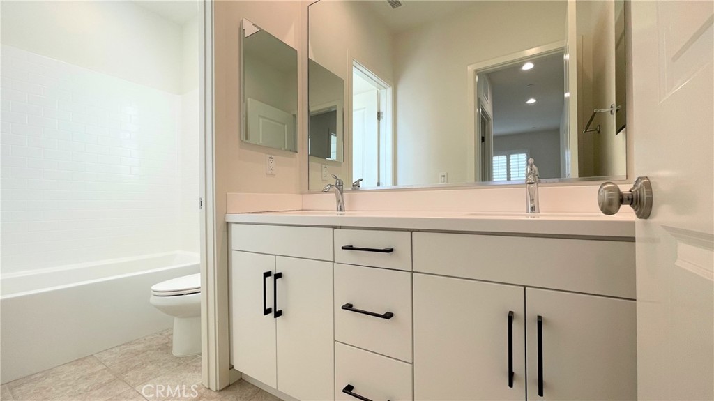 155 Excursion Irvine, CA 92618 - Photo 29 of 44