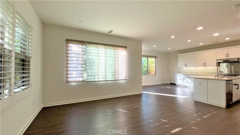 155 Excursion Irvine, CA 92618 - Photo 5 of 44