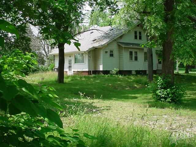 2305 Covington Road Fort Wayne, IN 46802 - Photo 1 of 13 Gallery Image 1