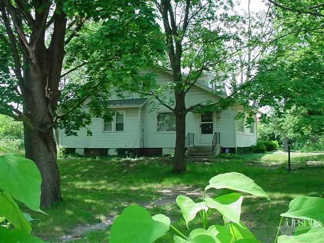 2305 Covington Road Fort Wayne, IN 46802 - Photo 5 of 13 Gallery Image 5