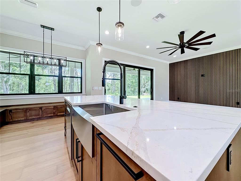 405 Long And Winding Road Howey-in-the-Hills, FL 34737 - Photo 32 of 100