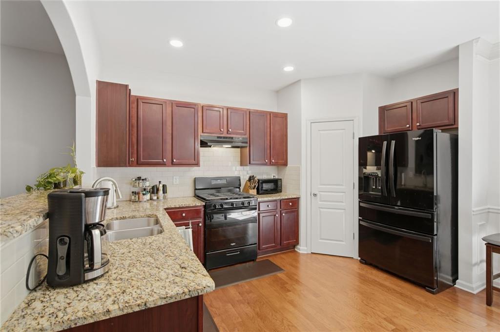 6325 Elmshorn Way Alpharetta, GA 30004 - Photo 11 of 26