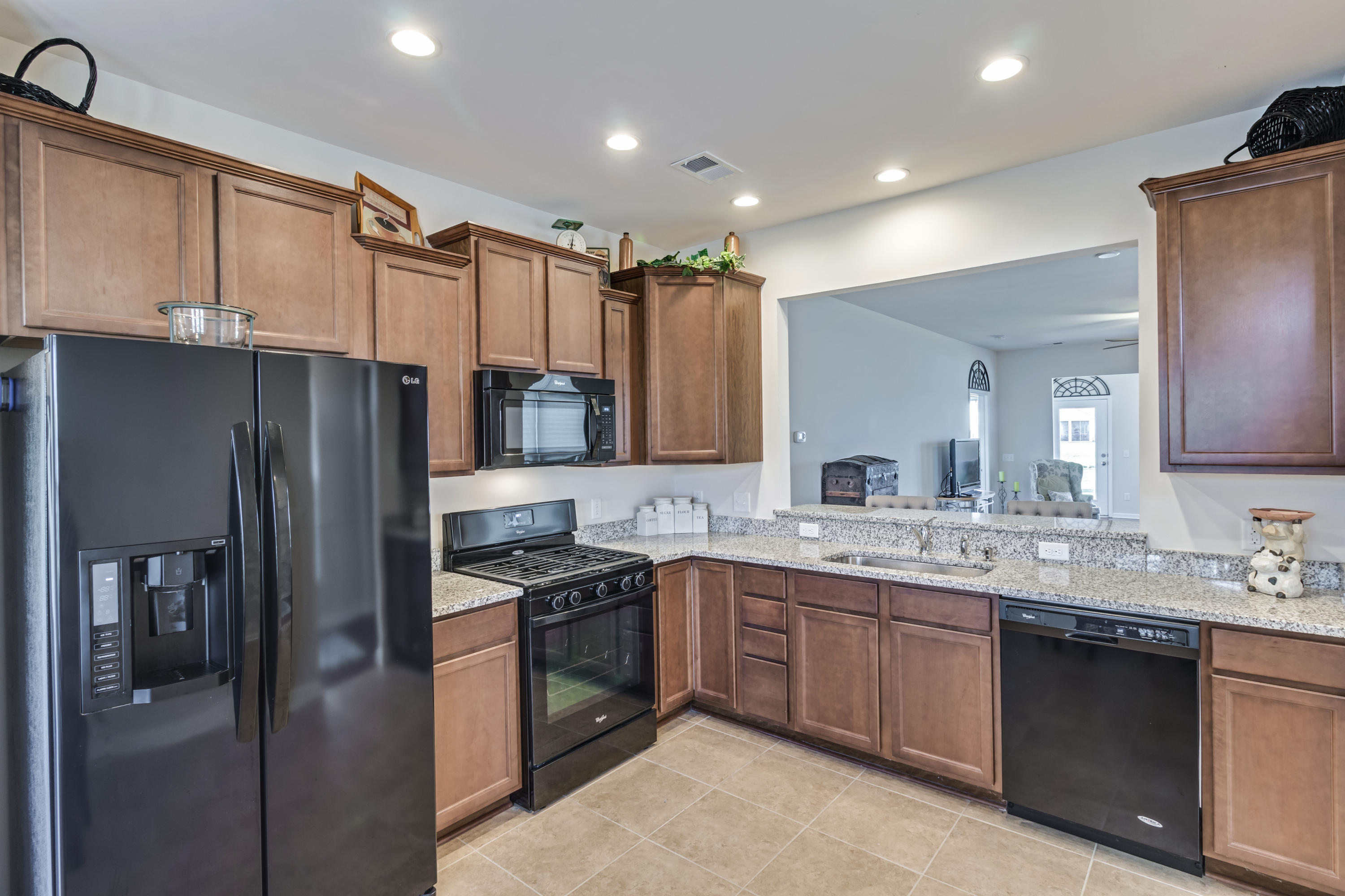 111 Harbor Point Court Summerville, SC 29486 - Photo 8 of 35 21