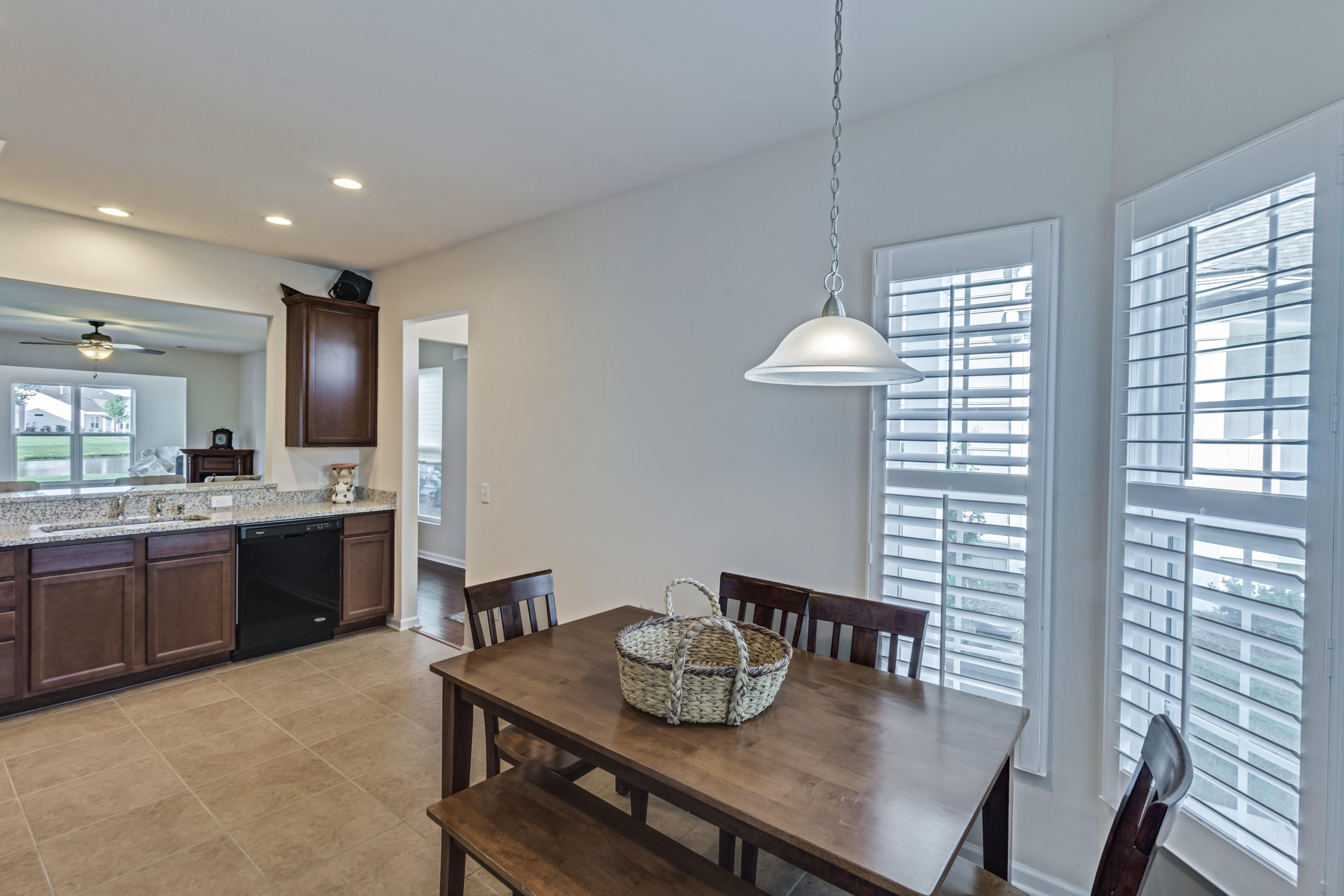 111 Harbor Point Court Summerville, SC 29486 - Photo 9 of 35 22