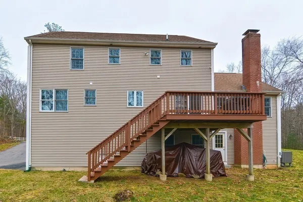 $4,500 | 173 East Street, Upton, MA 01568