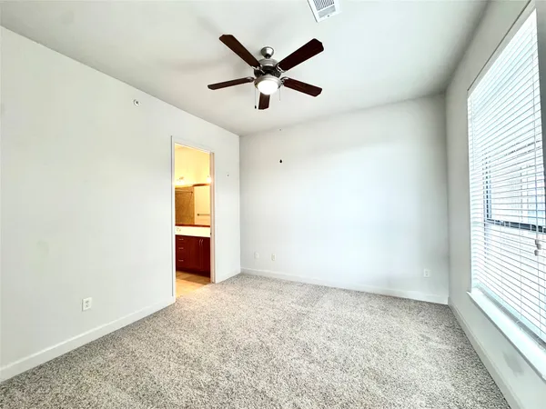 $1,966 | 3333 Weslayan Street, Unit 1467, Houston, TX 77027