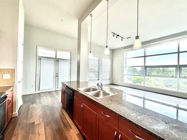 $1,966 | 3333 Weslayan Street, Unit 1467, Houston, TX 77027