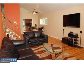 159 Wyndmoor Road Havertown, PA 19083 - Photo 5 of 12 Living Room