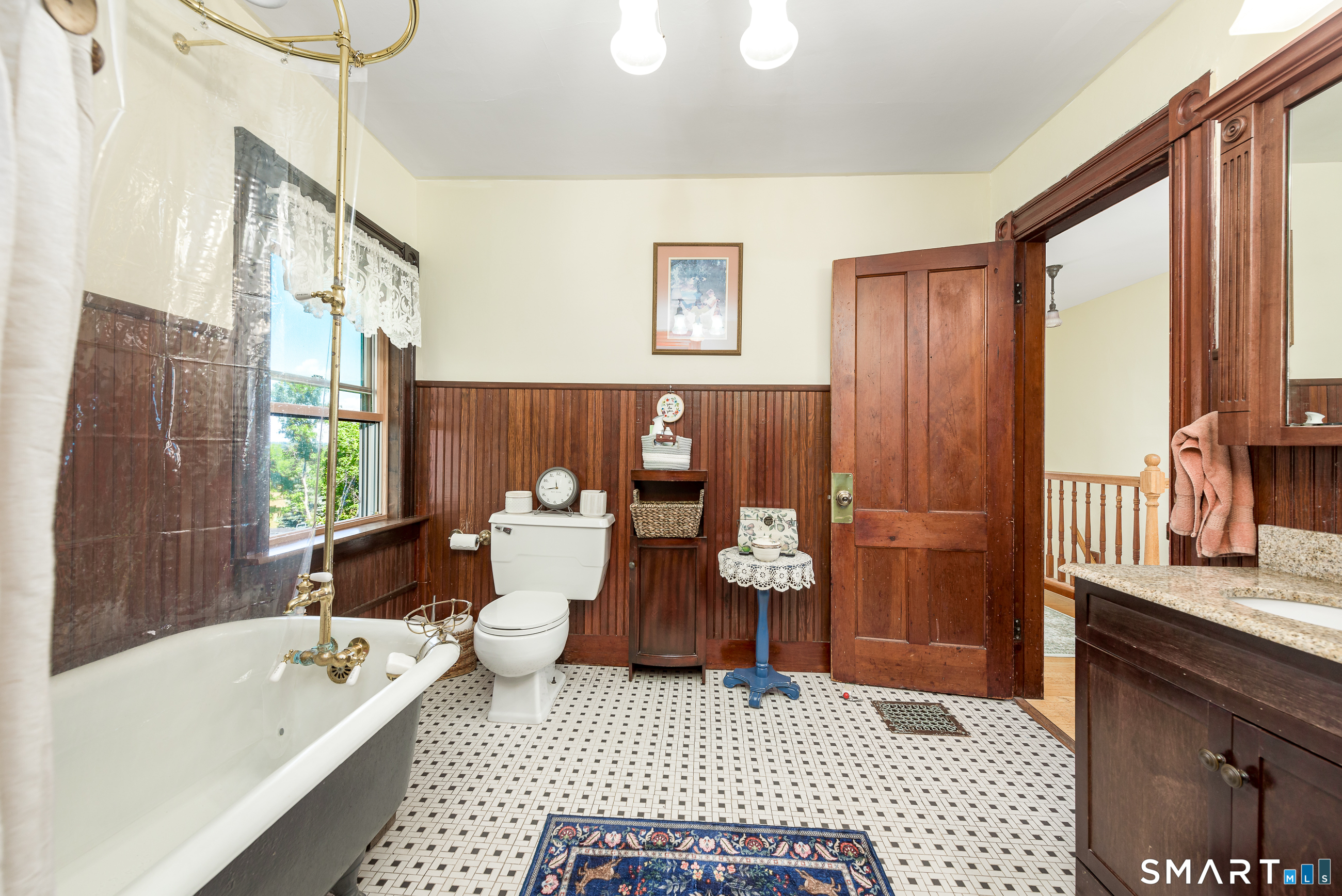 1316 Whirlwind Hill Road Wallingford, CT 06492 - Photo 23 of 40