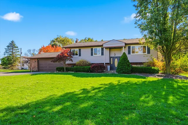 $369,000 | 2932 Bogue Creek, Howell, MI 48855