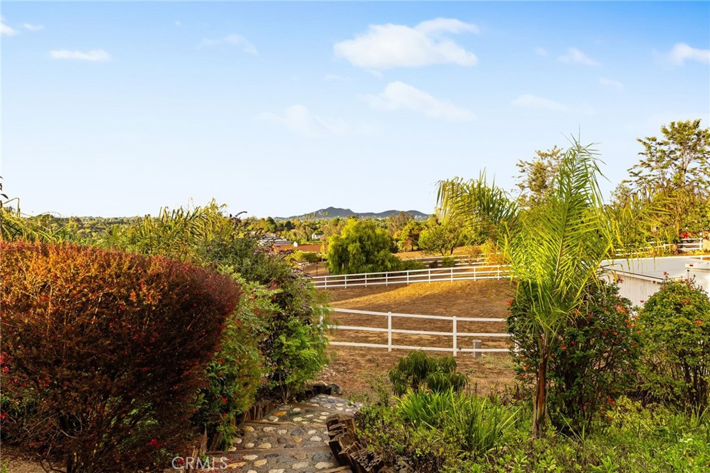 2607 Alta Vista Drive Fallbrook, CA 92028 - Photo 6 of 71