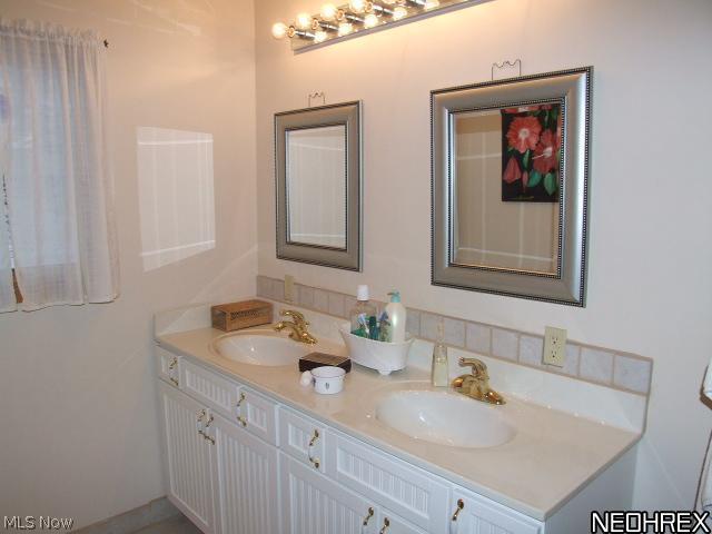 4856 River Road Perry, OH 44081 - Photo 18 of 25 MAIN BATH - VANITY