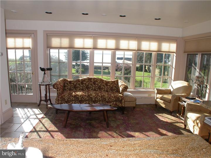 13 The Strand New Castle, DE 19720 - Photo 5 of 24