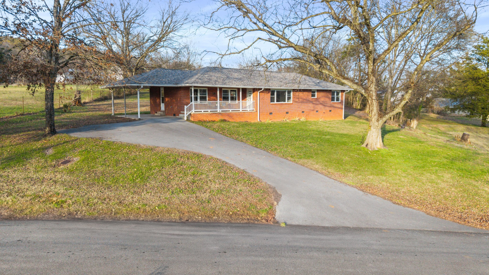 128 Scott Lane Northwest Charleston, TN 37310 - Photo 2 of 36