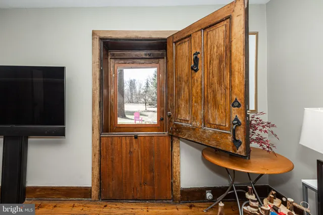 a view of a house with street