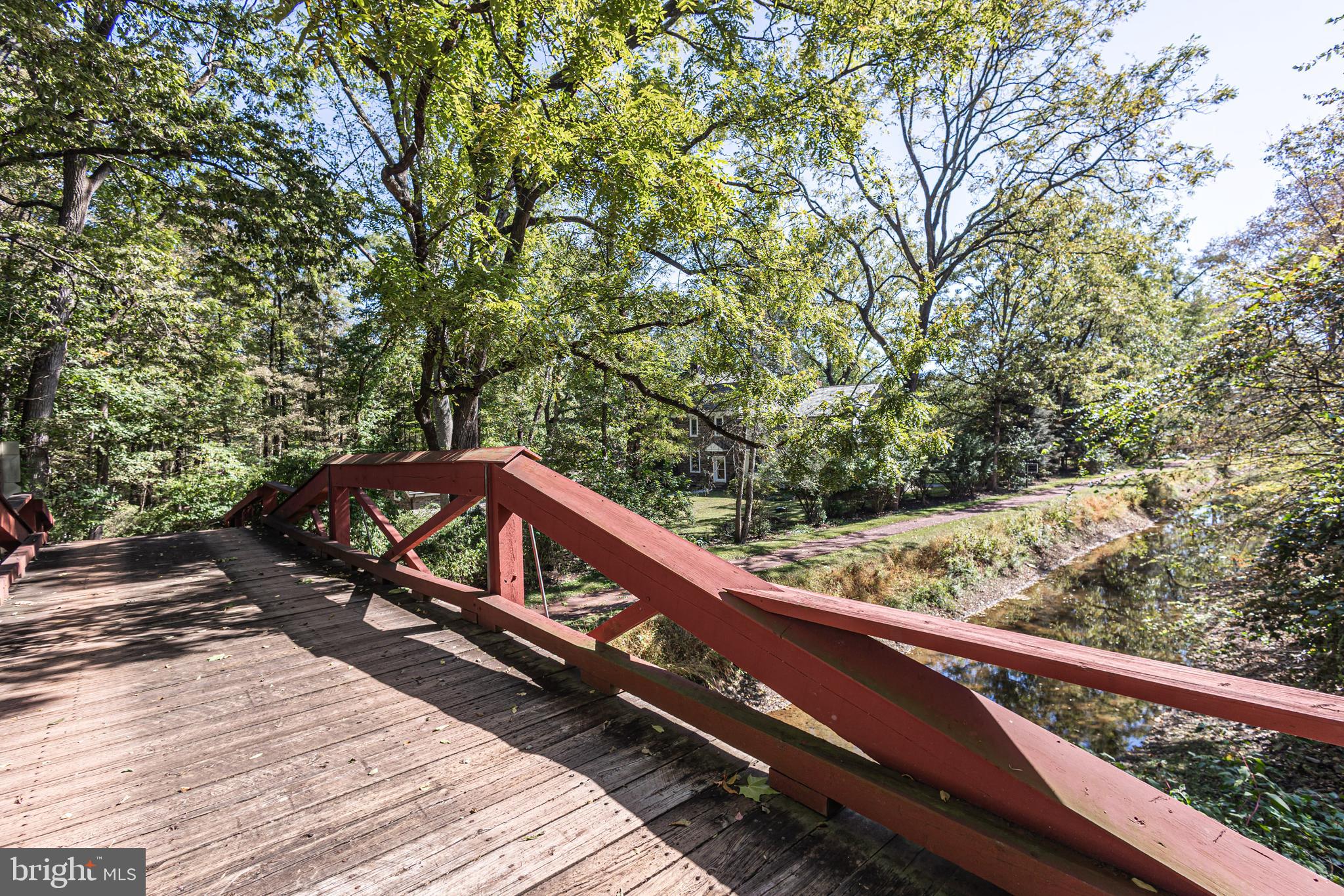 928 Taylorsville Road Washington Crossing, PA 18977 - Photo 4 of 106