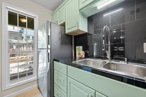 $240,000 | 3102 Glen Ora Street, Unit 102, Austin, TX 78704