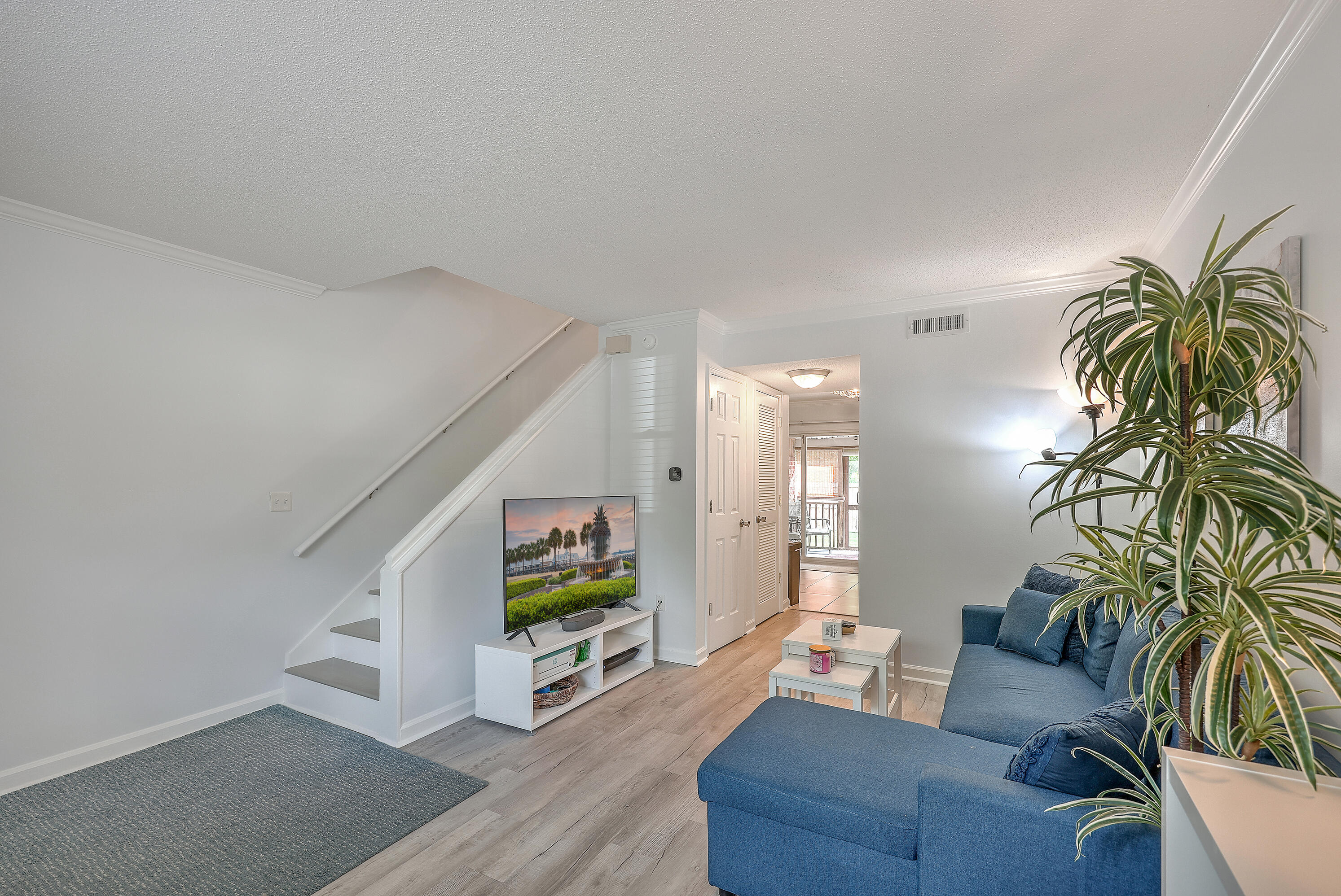 1836 Mepkin Road, Unit D9 Charleston, SC 29407 - Photo 4 of 23 ZYN_8124_25_26_27_28_29_30