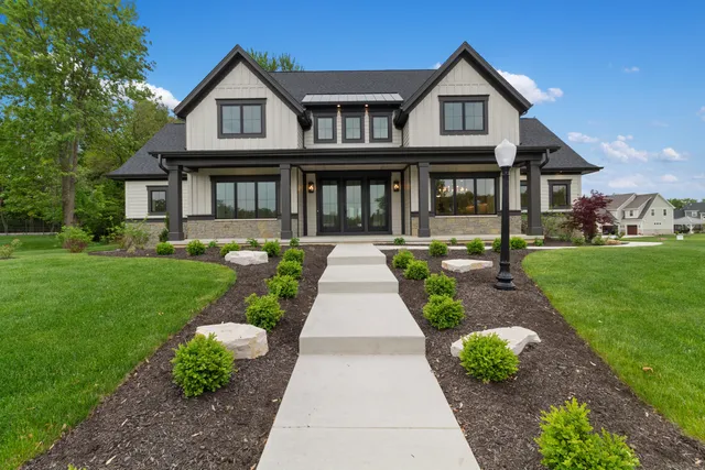 $1,399,999 | 3350 Siena Drive, Valparaiso, IN 46385