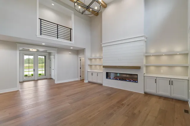 $1,399,999 | 3350 Siena Drive, Valparaiso, IN 46385