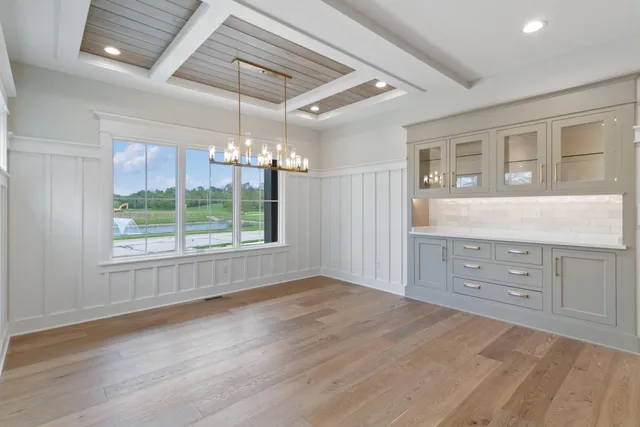 $1,399,999 | 3350 Siena Drive, Valparaiso, IN 46385