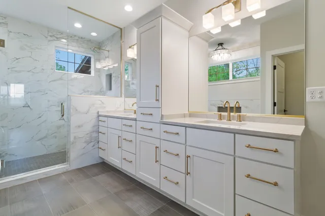 $1,399,999 | 3350 Siena Drive, Valparaiso, IN 46385