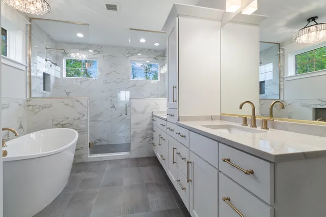 $1,399,999 | 3350 Siena Drive, Valparaiso, IN 46385