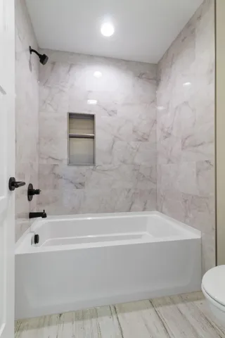 $1,399,999 | 3350 Siena Drive, Valparaiso, IN 46385