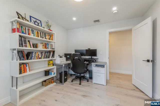 $1,599,000 | 37 New Street, Cresskill, NJ 07626