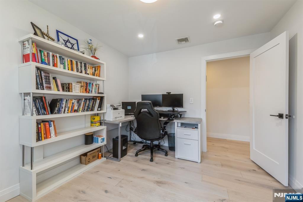 37 New Street Cresskill, NJ 07626 - Photo 22 of 41