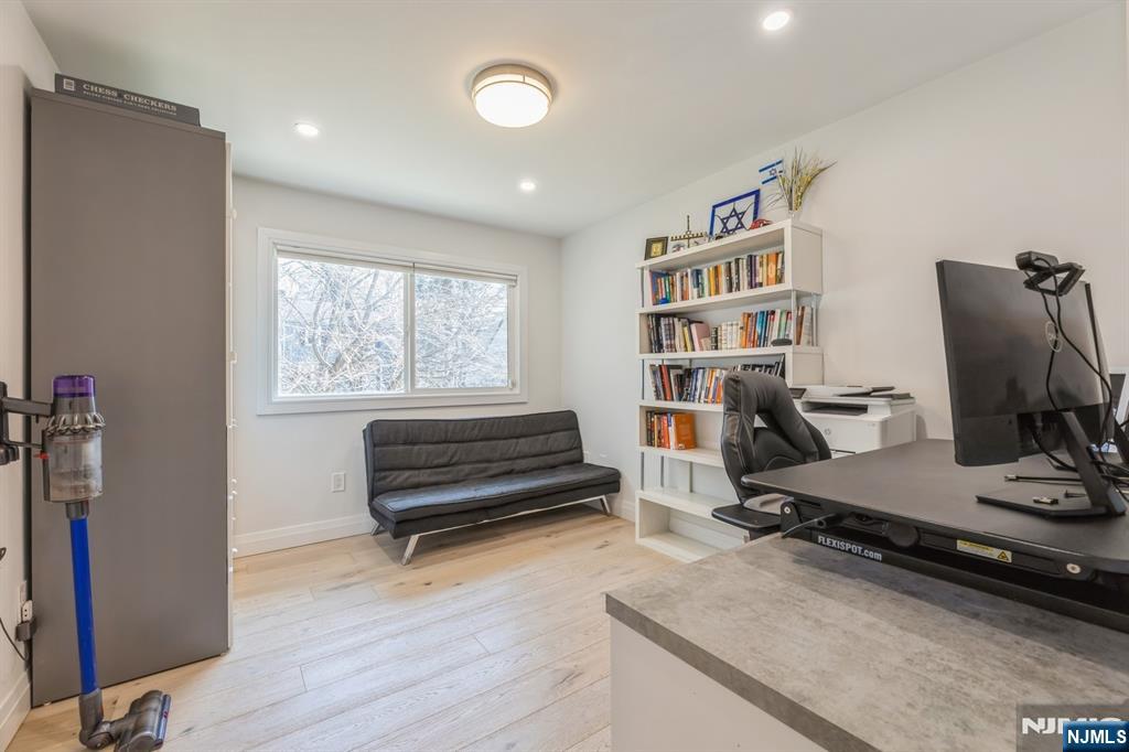 37 New Street Cresskill, NJ 07626 - Photo 23 of 41