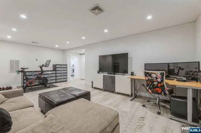 $1,599,000 | 37 New Street, Cresskill, NJ 07626