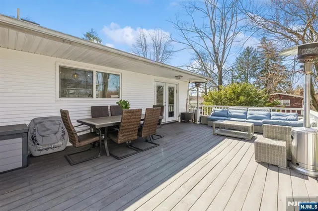 $1,599,000 | 37 New Street, Cresskill, NJ 07626