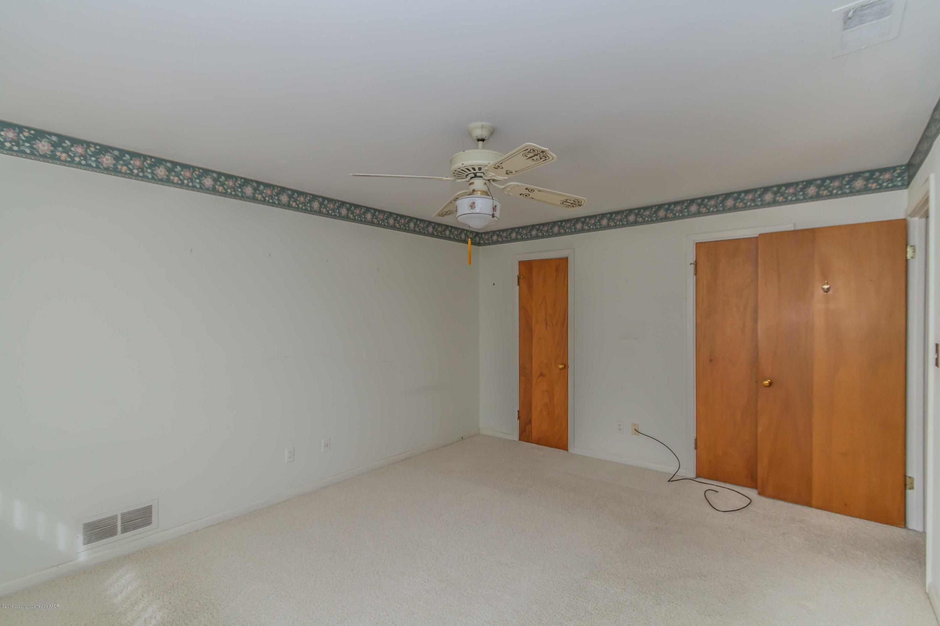3228 South Travis Street Amarillo, TX 79109 - Photo 24 of 44 a view of an empty room