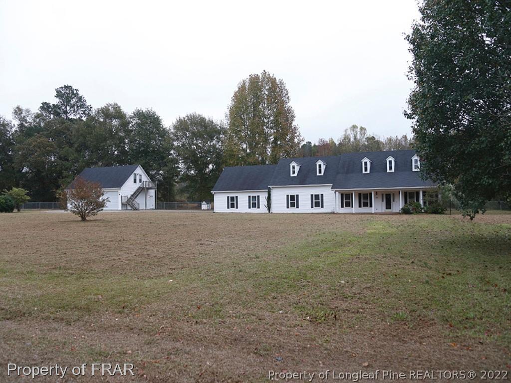372 Stewart Road Dunn, NC 28334 - Photo 2 of 15 Gallery Image 2