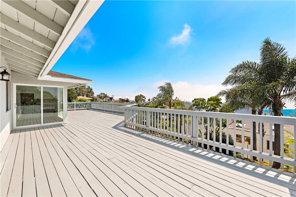 2809 Chillon Way Laguna Beach, CA 92651 - Photo 29 of 32 a view of deck with a patio