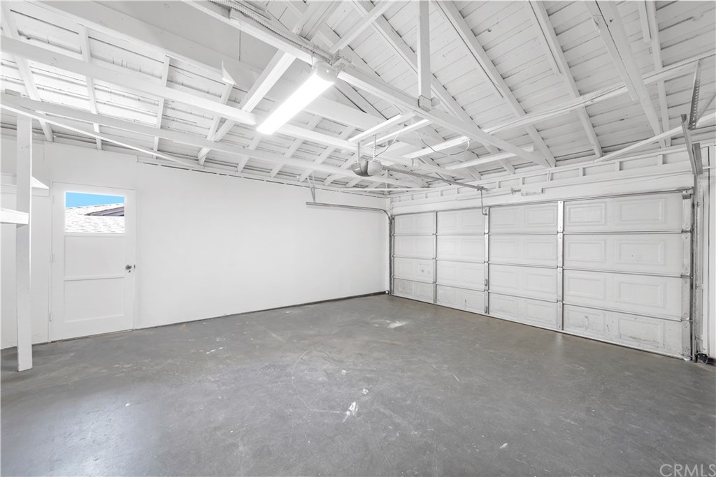 2809 Chillon Way Laguna Beach, CA 92651 - Photo 32 of 32 a view of a garage